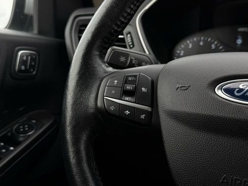 Used 2020 Ford Escape SEL image 19