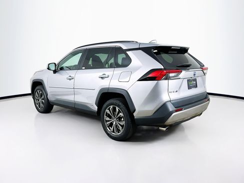 Used 2022 Toyota RAV4 Limited image 5