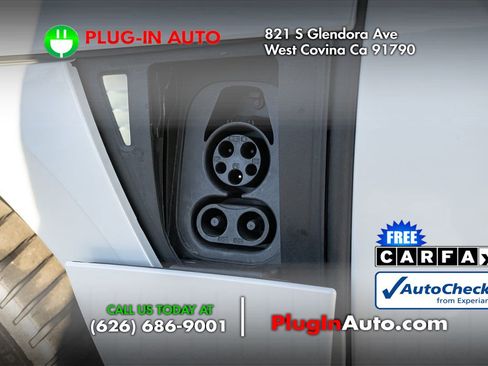 Used 2024 Lucid Air Touring image 16