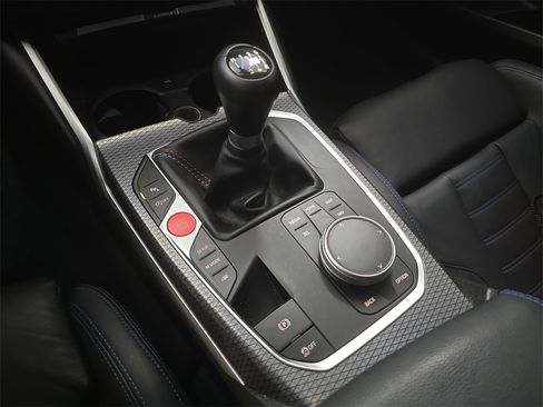 Used 2024 BMW M2 w/ Lighting Package image 19