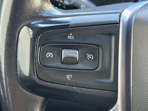 Used 2020 GMC Sierra 1500 SLE w/ X31 Off-Road Package image 25