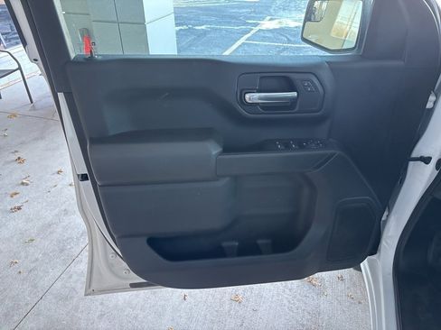 Used 2024 GMC Sierra 1500 Pro w/ Trailering Package image 7