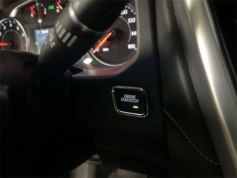 Certified 2023 GMC Acadia SLE image 16