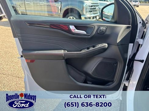 Used 2023 Ford Escape ST-Line Select w/ Tech Pack #2 AWD/4WD image 28