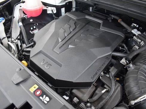 Used 2024 Kia Carnival LX FWD image 33