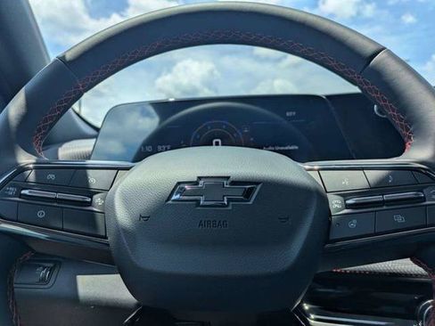 New 2026 Chevrolet Equinox RS w/ Convenience Package III FWD image 34