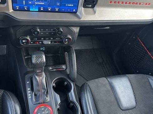 Used 2024 Ford Bronco Raptor w/ Interior Carbon Fiber Pack 6 AWD/4WD image 27