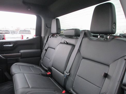 Used 2022 GMC Sierra 1500 SLT image 19