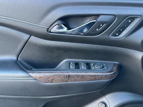 Used 2020 GMC Acadia Denali w/ Denali Ultimate Package image 11