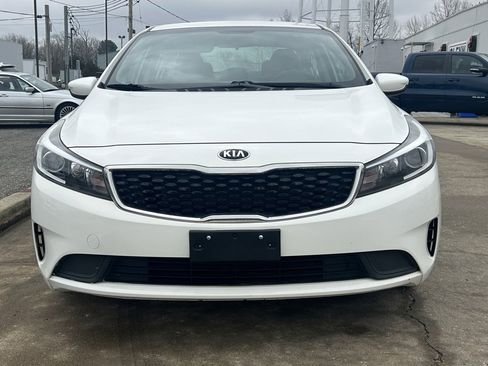 Used 2018 Kia Forte LX image 3