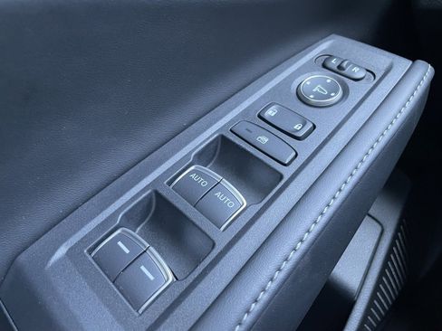 Used 2023 Honda Accord Sport image 25