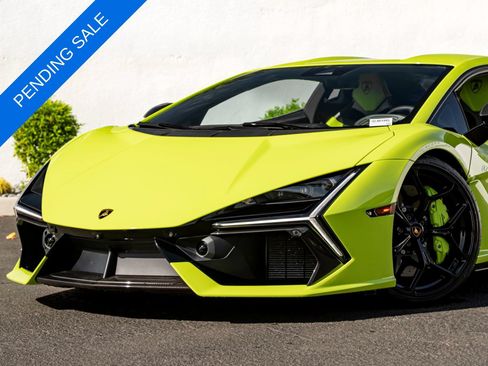 Used 2025 Lamborghini Revuelto AWD/4WD image 2