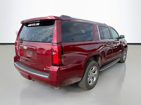 Used 2018 Chevrolet Suburban Premier AWD/4WD image 9