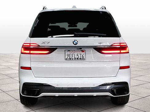 Used 2023 BMW X7 xDrive40i w/ M Sport Package image 7