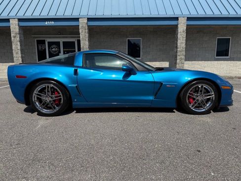 Used 2008 Chevrolet Corvette Z06 w/ Preferred Equipment Group RWD image 13