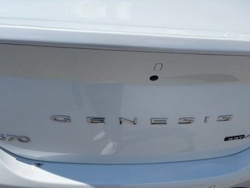 Used 2024 Genesis G70 3.3T Advanced AWD/4WD image 11