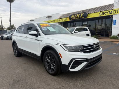 Used 2022 Volkswagen Tiguan SE