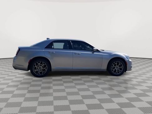 Used 2016 Chrysler 300 S w/ 300S Premium Group AWD/4WD image 9