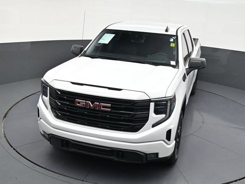 Used 2023 GMC Sierra 1500 Elevation image 20