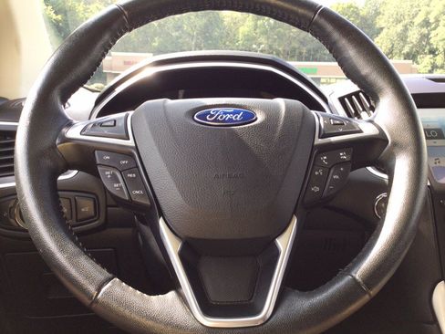 Used 2016 Ford Edge Sport w/ Technology Package AWD/4WD image 30