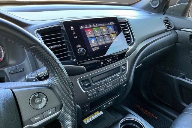 Used 2023 Honda Passport TrailSport image 11