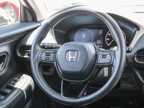 Used 2024 Honda HR-V LX image 16