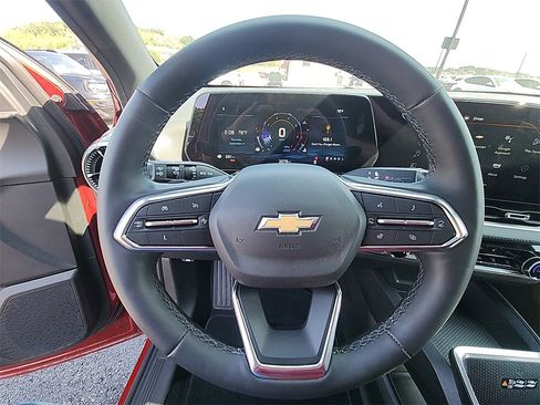 New 2025 Chevrolet Equinox LT w/ Convenience Package II image 17