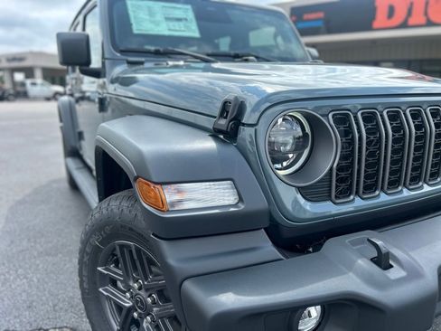 New 2025 Jeep Wrangler Unlimited Sport AWD/4WD image 12