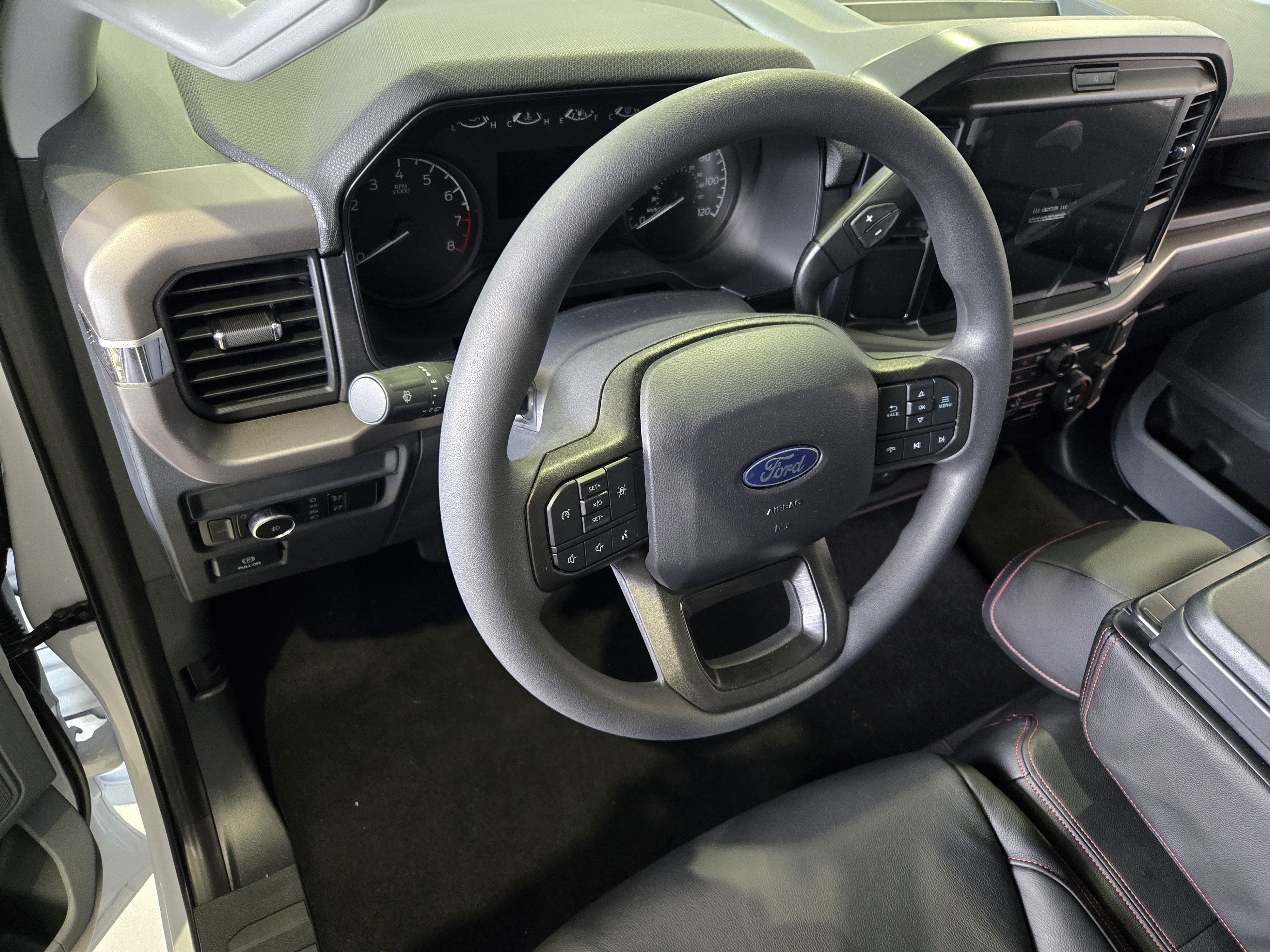 New 2026 Ford F150 XL w/ Equipment Group 103A High AWD/4WD image 19