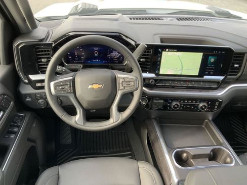 New 2026 Chevrolet Silverado 3500 LTZ w/ LTZ Premium Package AWD/4WD image 30