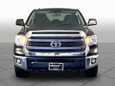 Used 2015 Toyota Tundra SR5 w/ SR5 Upgrade Package RWD image 4
