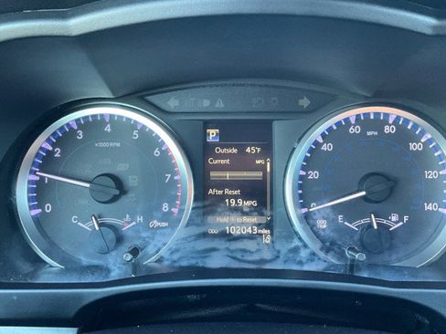 Used 2018 Toyota Highlander LE image 10