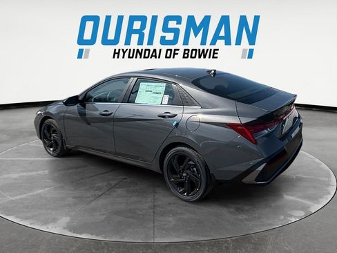 New 2026 Hyundai Elantra SEL Sport FWD image 4