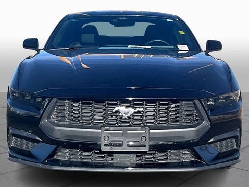 Used 2025 Ford Mustang Coupe image 3