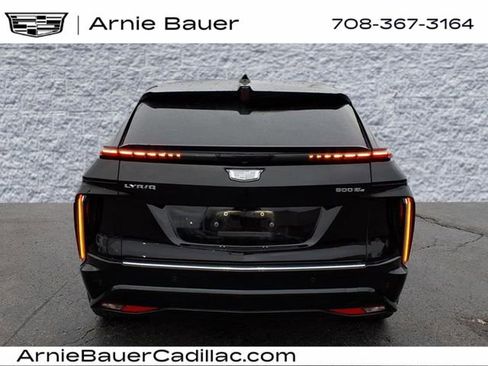 Used 2024 Cadillac Lyriq Luxury w/ LPO, Floor Liner Package image 8