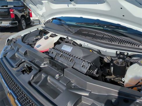 Used 2024 Chevrolet Express 2500 w/ Driver Convenience Package image 23