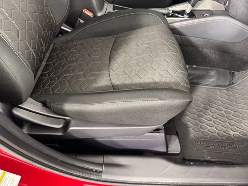 Used 2024 Mitsubishi Outlander Sport ES image 30