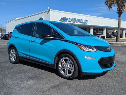 Used 2021 Chevrolet Bolt LT image 2