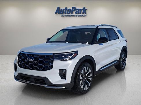 New 2026 Ford Explorer Platinum w/ LUX Leather Package image 3