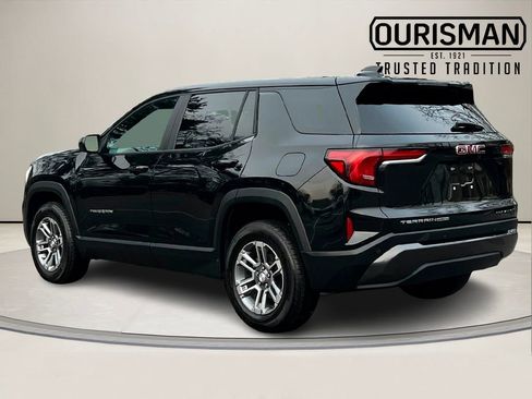 Used 2025 GMC Terrain Elevation image 4