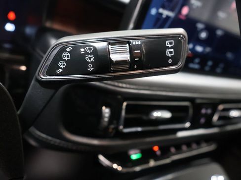 Used 2023 Lincoln Nautilus Reserve w/ Equipment Group 201A image 38