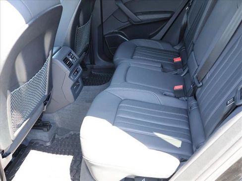 Used 2023 Audi Q5 2.0T Premium Plus w/ Premium Plus Package AWD/4WD image 26