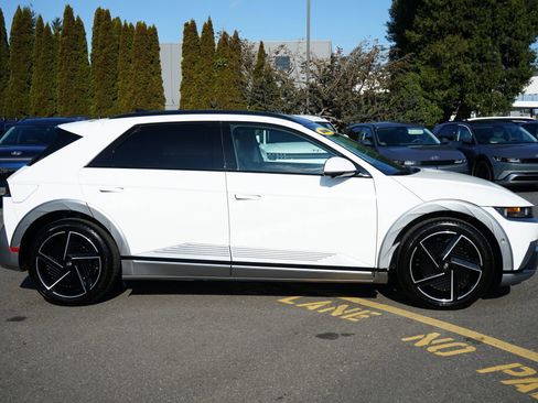 Used 2025 Hyundai Ioniq 5 Limited image 4