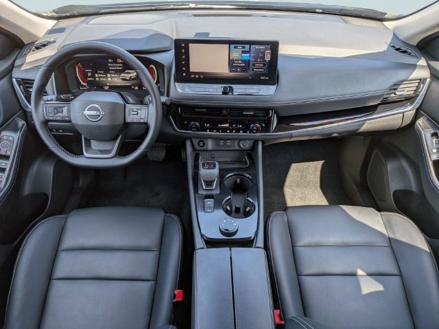 Used 2026 Nissan Rogue SL AWD/4WD image 13