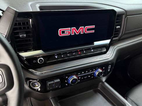 Used 2025 GMC Sierra 2500 SLT w/ SLT Premium Package AWD/4WD image 55