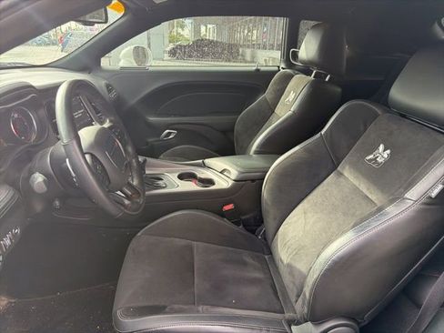 Used 2023 Dodge Challenger R/T Scat Pack w/ Plus Package image 6