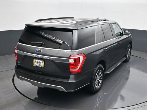 Used 2020 Ford Expedition XLT w/ Equipment Group 202A AWD/4WD image 18