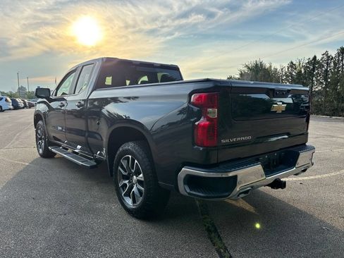 Used 2024 Chevrolet Silverado 1500 LT AWD/4WD image 5