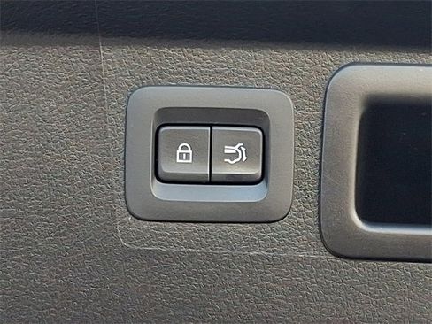 Used 2024 MAZDA CX-50 AWD 2.5 S w/ Preferred Package image 32