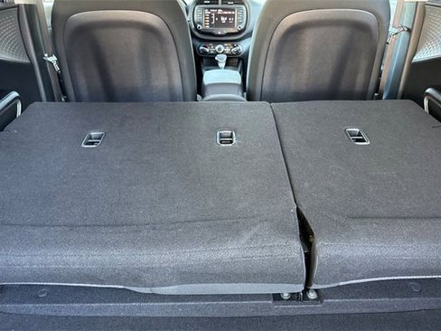 Used 2023 Kia Soul LX w/ Option Group 015 image 17